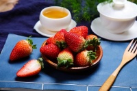 草莓被點名！醫(yī)生提醒：糖尿病患者常吃草莓，很快或迎來這幾后果