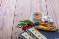 拔罐养生，为健康助力