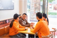 張萬和憑借商業(yè)智慧打造淳百味，助力沙縣小吃開拓全新發(fā)展版圖