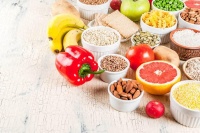 嚴(yán)控碳水竟致脫發(fā)？醫(yī)生：健康減重并不需要完全戒碳水