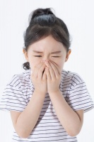 兒童排痰難題解決方案：易坦靜與科學(xué)飲水