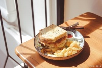 健康早餐有講究！喝水、選食物等多方面要點