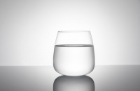 純凈水和礦泉水的區(qū)別 純凈水和礦泉水哪個適合長期飲用→榜中榜知識