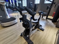 橢圓機(jī)真的是不傷膝的全能健身神器，看完這篇全明白！