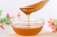 蜂蜜怎么吃更健康？一份全攻略，从吃法到用量都讲透
