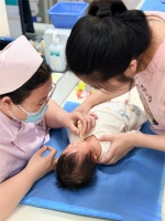 筑牢嬰幼兒健康防線 全球首款六價輪狀病毒疫苗在深圳 完成首針接種