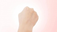 能不能长寿，手背青筋有暗示？医生：手背有4特征，长寿几率更大