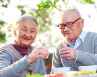 “伤肝大户”被揪出，建议中老年人，再馋也要忍住嘴，对身体好