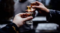 发现：男性若长期不喝酒，不过几个月时间，身体可能出现3大改变