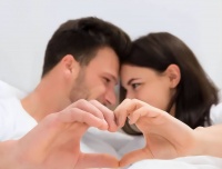 房事过多会肾亏？提醒：真正伤肾的4件事，你可能天天在做