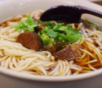常吃面条会损伤肝脏吗？医生建议：养肝尽量少吃这三类食物