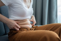 正確「減肥」方法懶人包！3個(gè)健康的飲食法＋5個(gè)居家就能做的減脂運(yùn)動(dòng)
